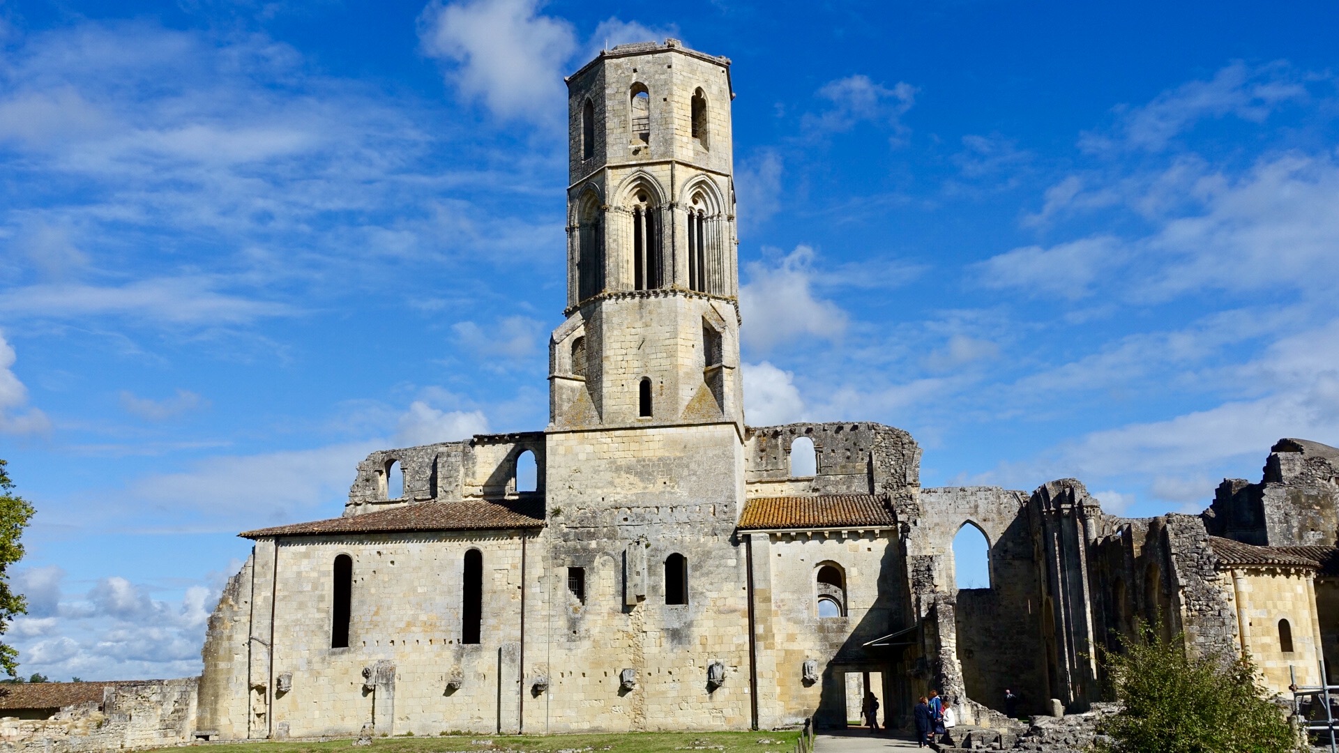 0E0EB28C-61EF-437B-9ABE-7892EA5C5402