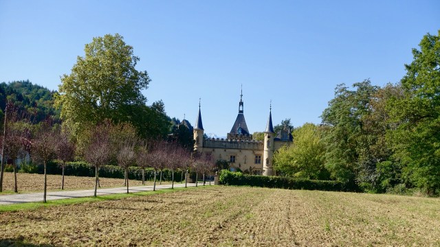 15662841-B3DD-4376-8600-5062A5B52FCB