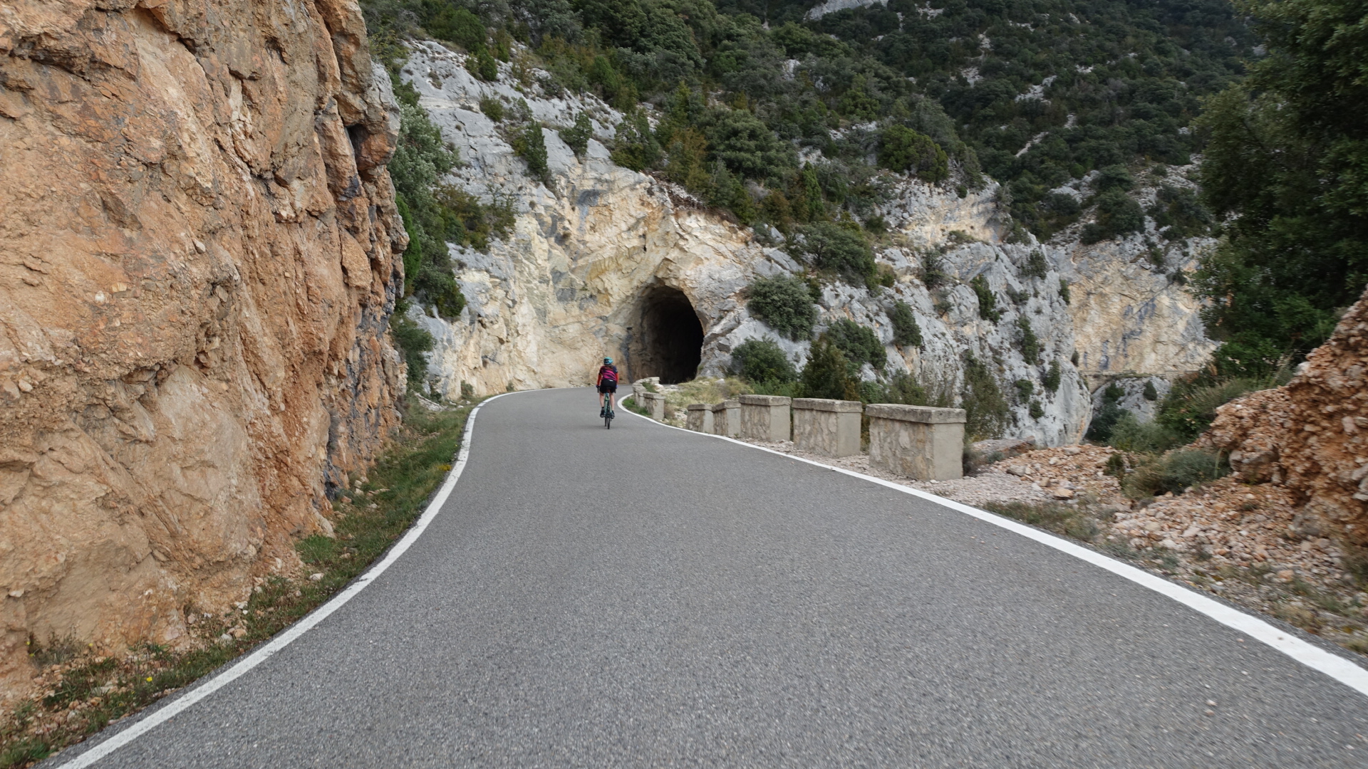 1B803264-C005-4E44-878C-04A48CC205A3