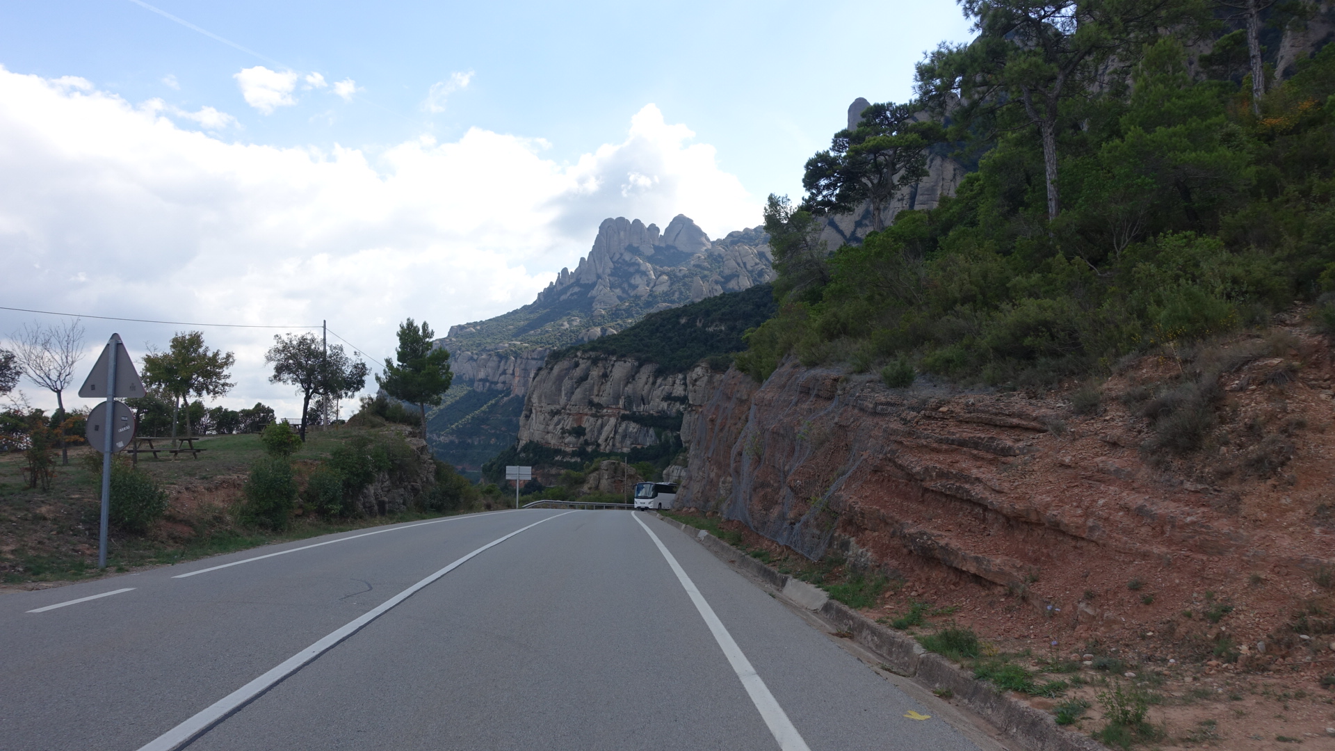 1FF382D2-3BD6-47B9-984F-B52E7025938D