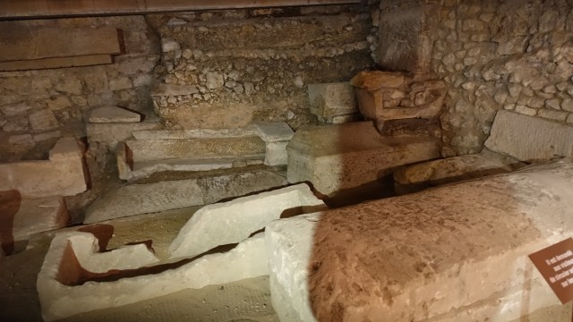 23505200-91D2-407F-9DD2-6B7A707EFFE4