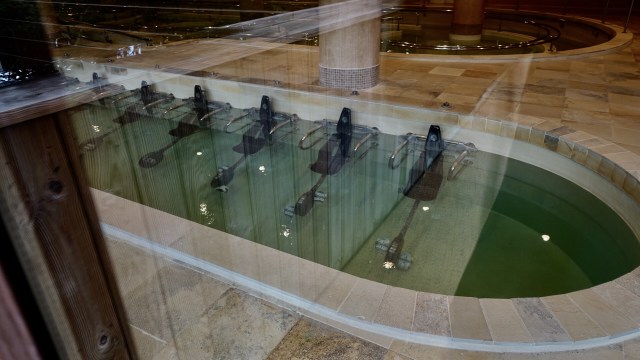 2CC9C7F5-EE57-471E-B8C7-F4FB931BA361