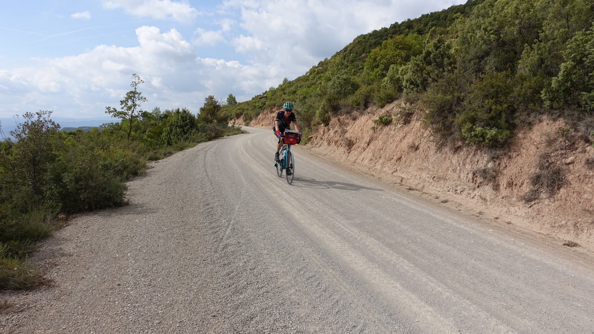 883AFEE5-F921-4C1B-8B61-E1C3BF477206