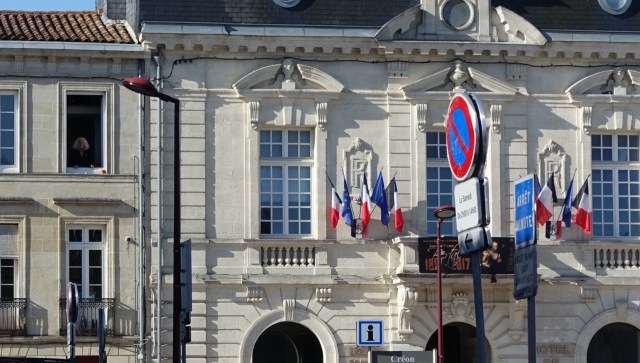 B71CD393-2812-4F7A-97C0-4FA91565A84C