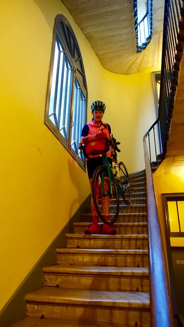 B95ABF60-9156-4D5C-BEBD-CFE4DBE170AD