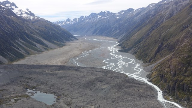 27EBB437-5343-4427-AE1D-3111BA6A6CBA