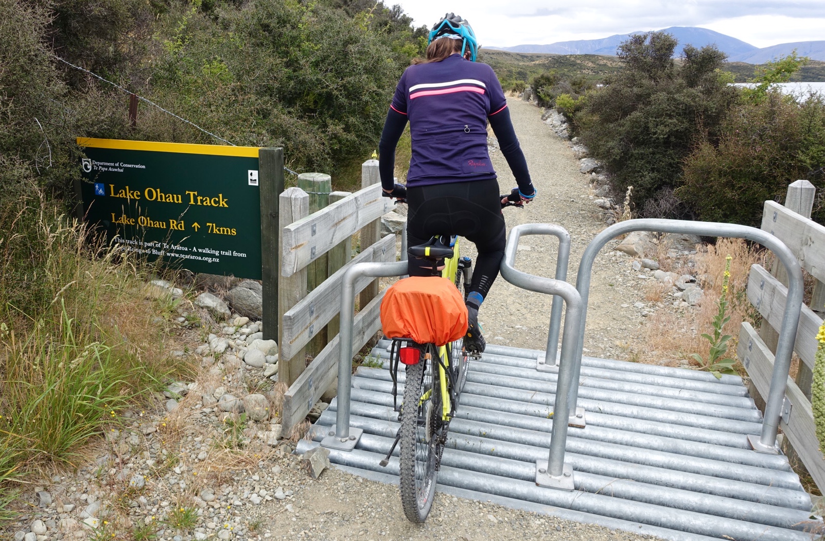 2CC8263A-CC2A-4A34-8F9C-F45B25D10E59