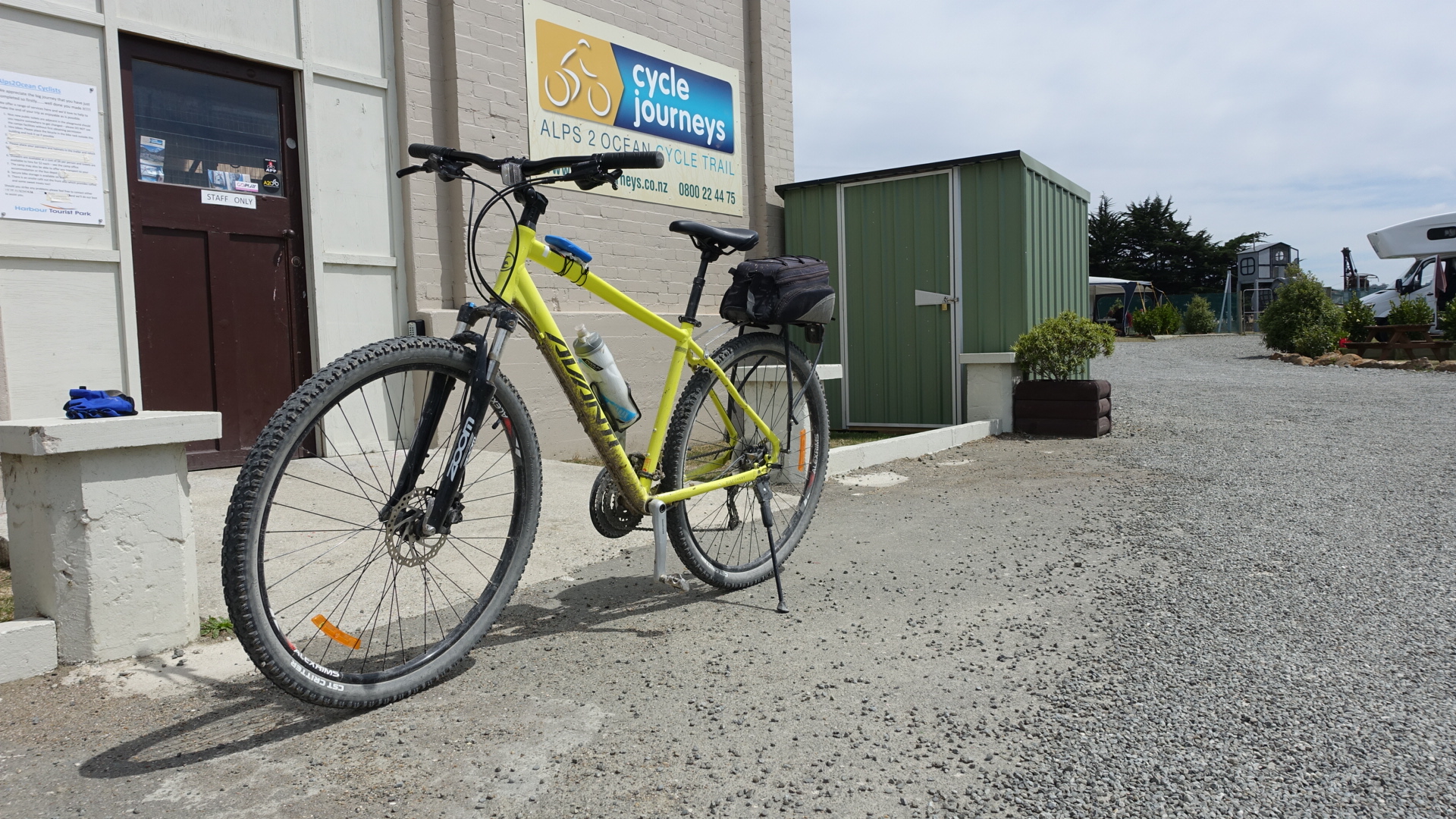 71C6DAC4-A032-44CA-AF3B-350B8C60B40E