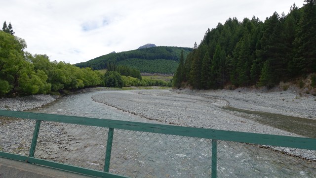 81BF5AA3-0CBB-4306-ABBC-5F6C899EC532