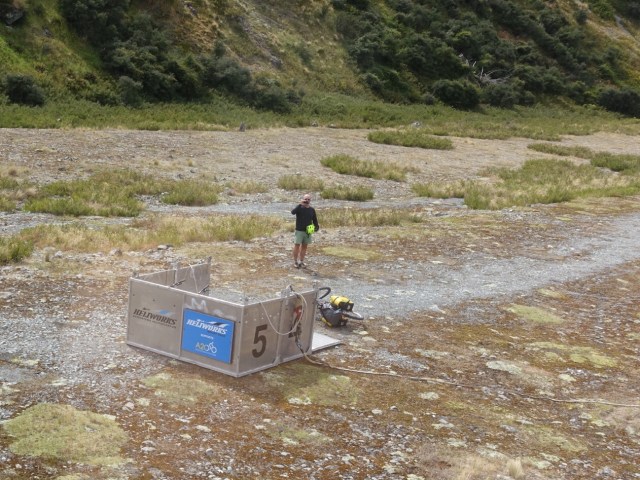 AF1C2EB2-B545-441B-A41F-F5C0279EF5DF