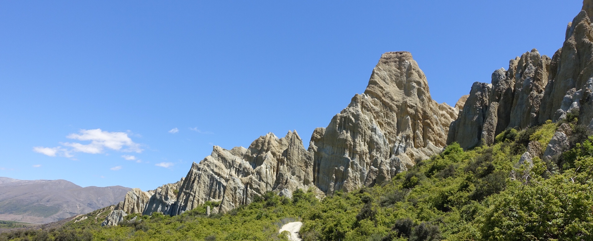 C6EDAAB2-F45D-486D-B287-0715598A13DE