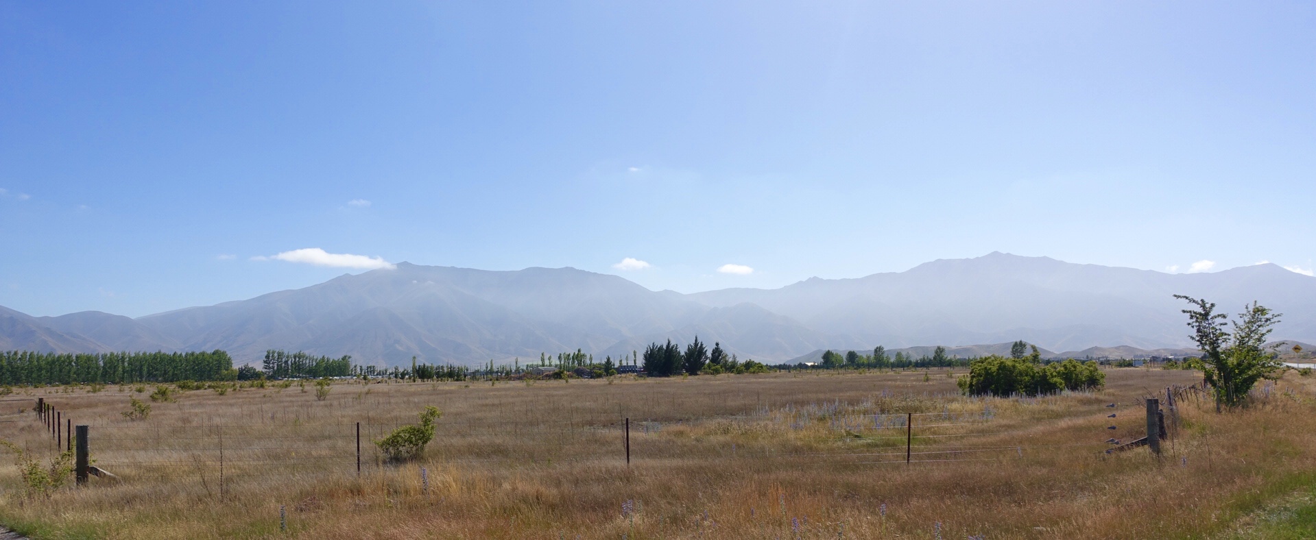 F12971C8-17A5-4200-9422-323E63909BA3