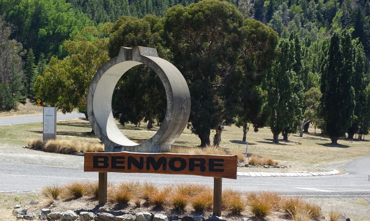 F8A4FF6A-5F31-41D5-B2D6-648A58F0A418