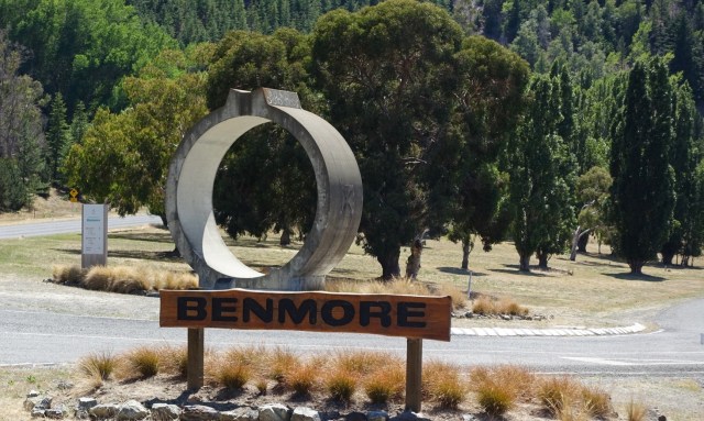 F8A4FF6A-5F31-41D5-B2D6-648A58F0A418