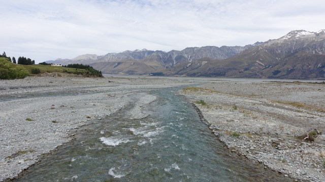 F99AFB8E-21DF-4ED4-8D71-57446E49C0CC