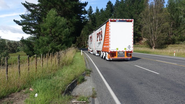 063B6BFC-9D4A-44A5-9226-036FBAF0B8D1