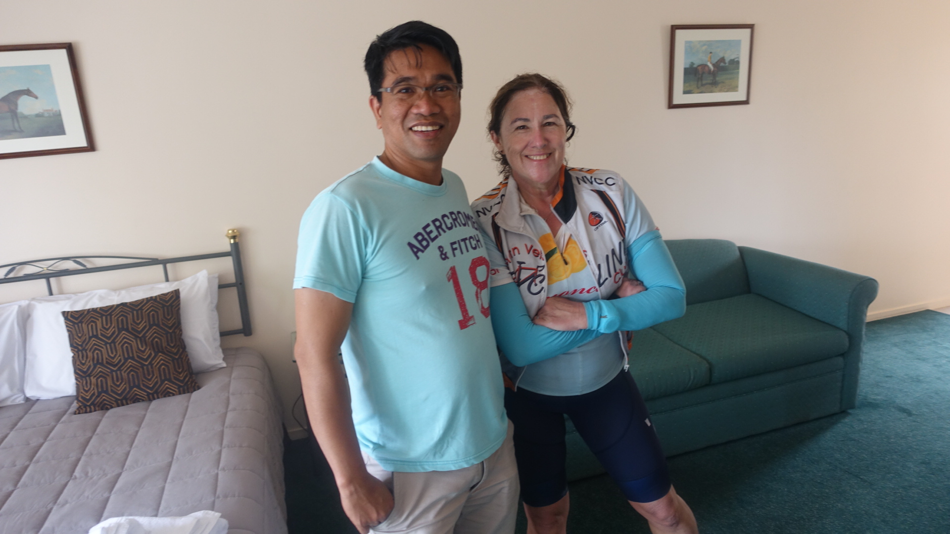 33EDACE7-CD0D-442E-BF80-BB077519DE5A