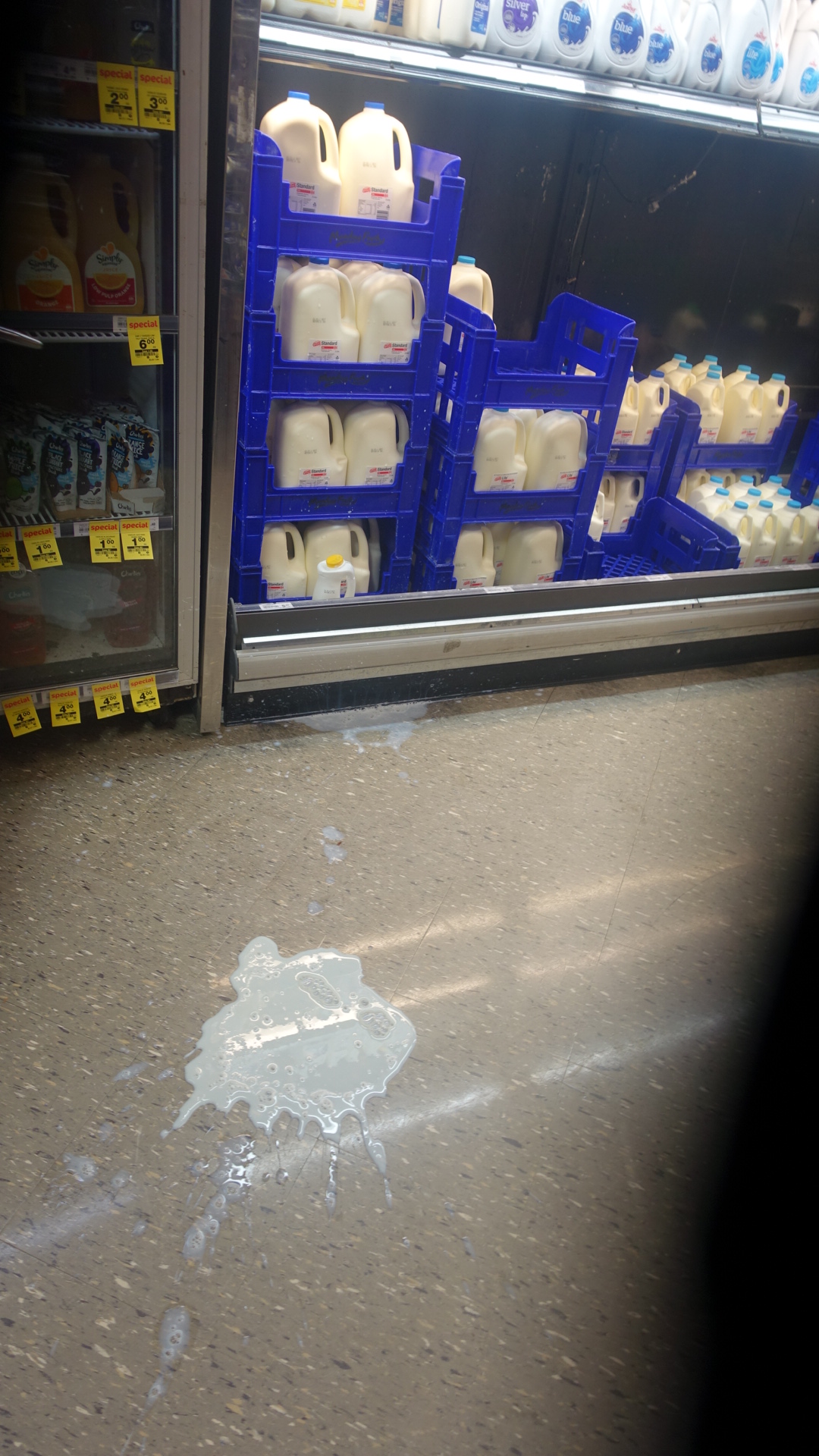 759D6092-48B5-434E-8CF5-0BB954C896B0