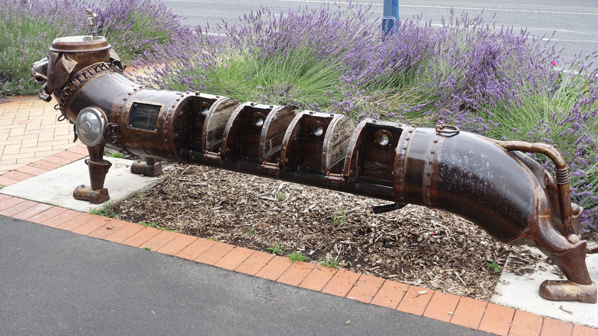 FC6790E4-A794-4C95-8941-8327E3D31C21