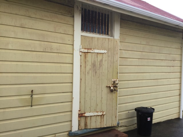 0367F6FE-94AB-44F8-B856-E046C72A4DFD