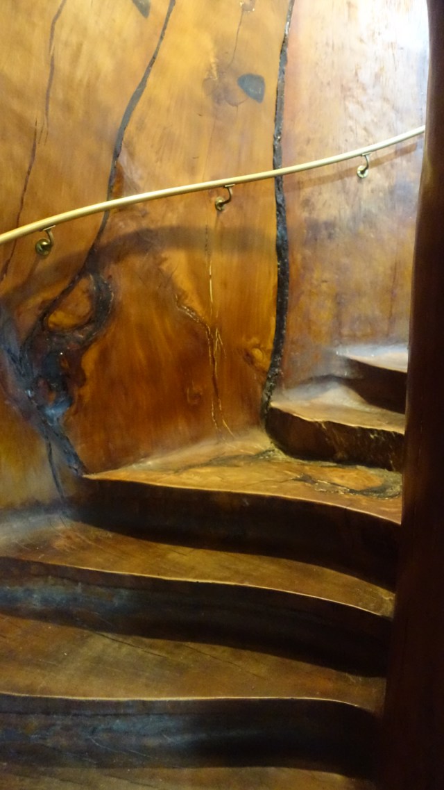 0EC463F6-2381-4AB0-9695-F739AA8377E8