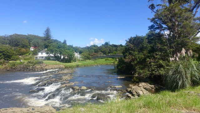 BF09DE38-83B7-498D-9B1A-E8BED0E965DA