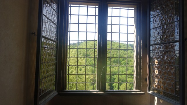 040B9B74-CA9F-46CA-9439-5A7C3E868750