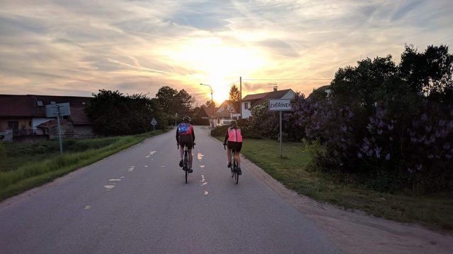 16DA302D-523A-4778-8846-2609A904835E