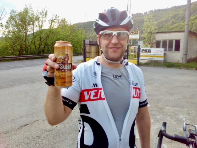 3E760896-21D1-4779-AE84-BDA1610C7428