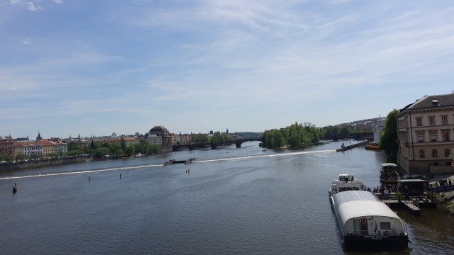 64BD9BA7-4D87-45CC-AD06-2DE128C9CDEF