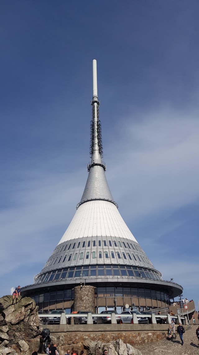 8BD41574-073B-434F-91CA-54A12AE6F43A