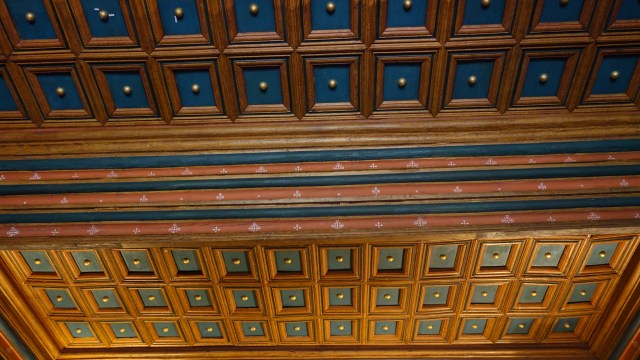 DDB7B930-FA19-434B-B208-BFA2FAD276A2