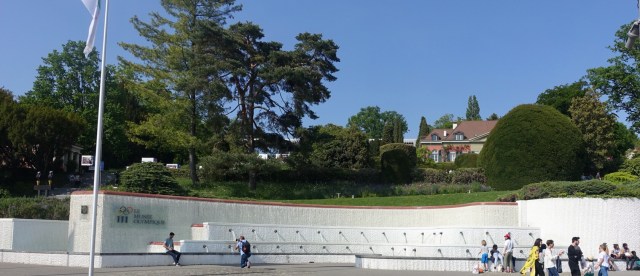 04DAB0C0-6771-4AB9-AF24-EB7DB3A18CA4