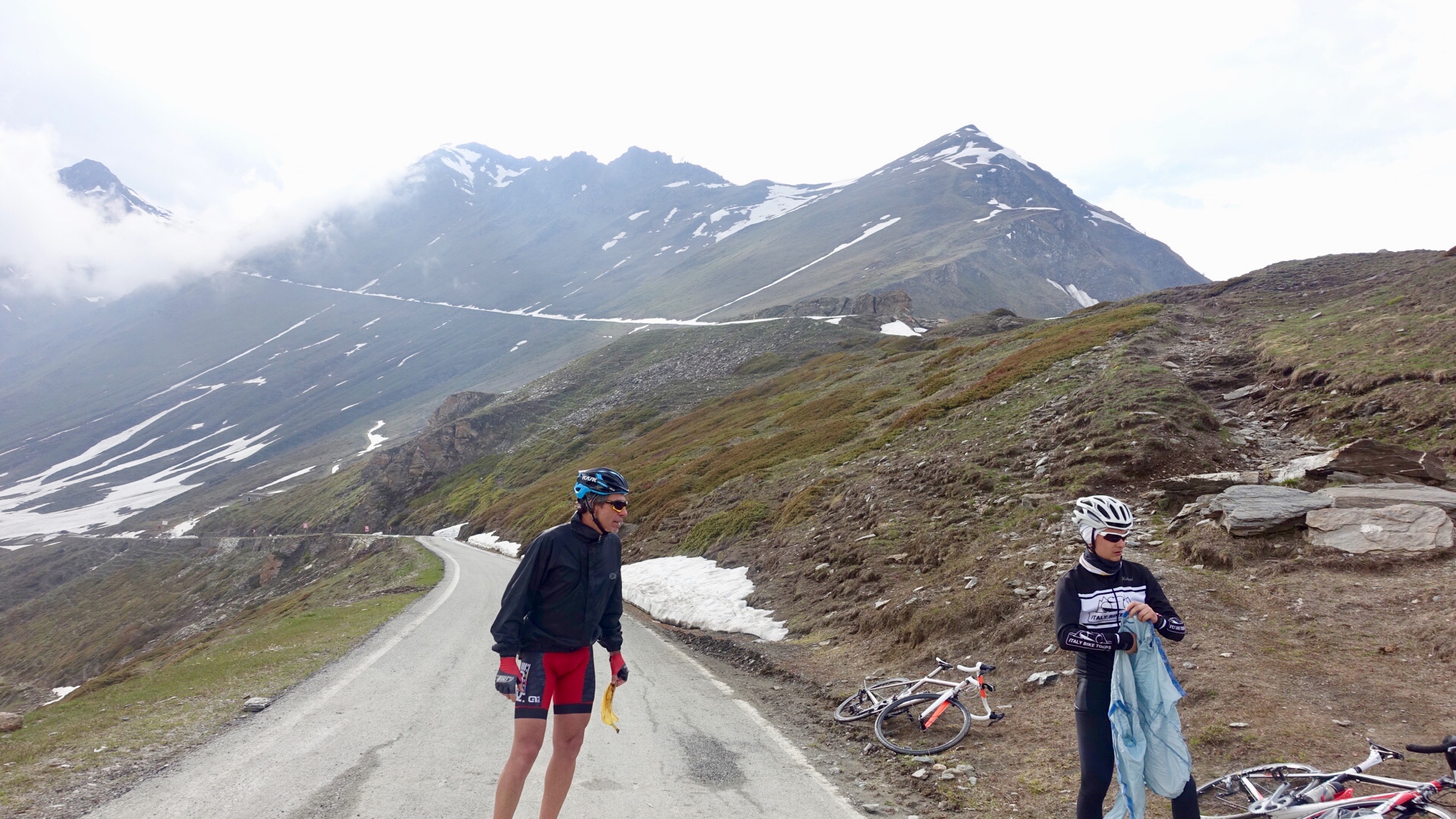 0D526A3B-9830-4655-9838-BF2A479C2A2A