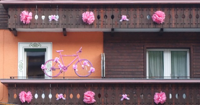 0F706055-E4C2-414C-8947-2E7BB7CF5D15