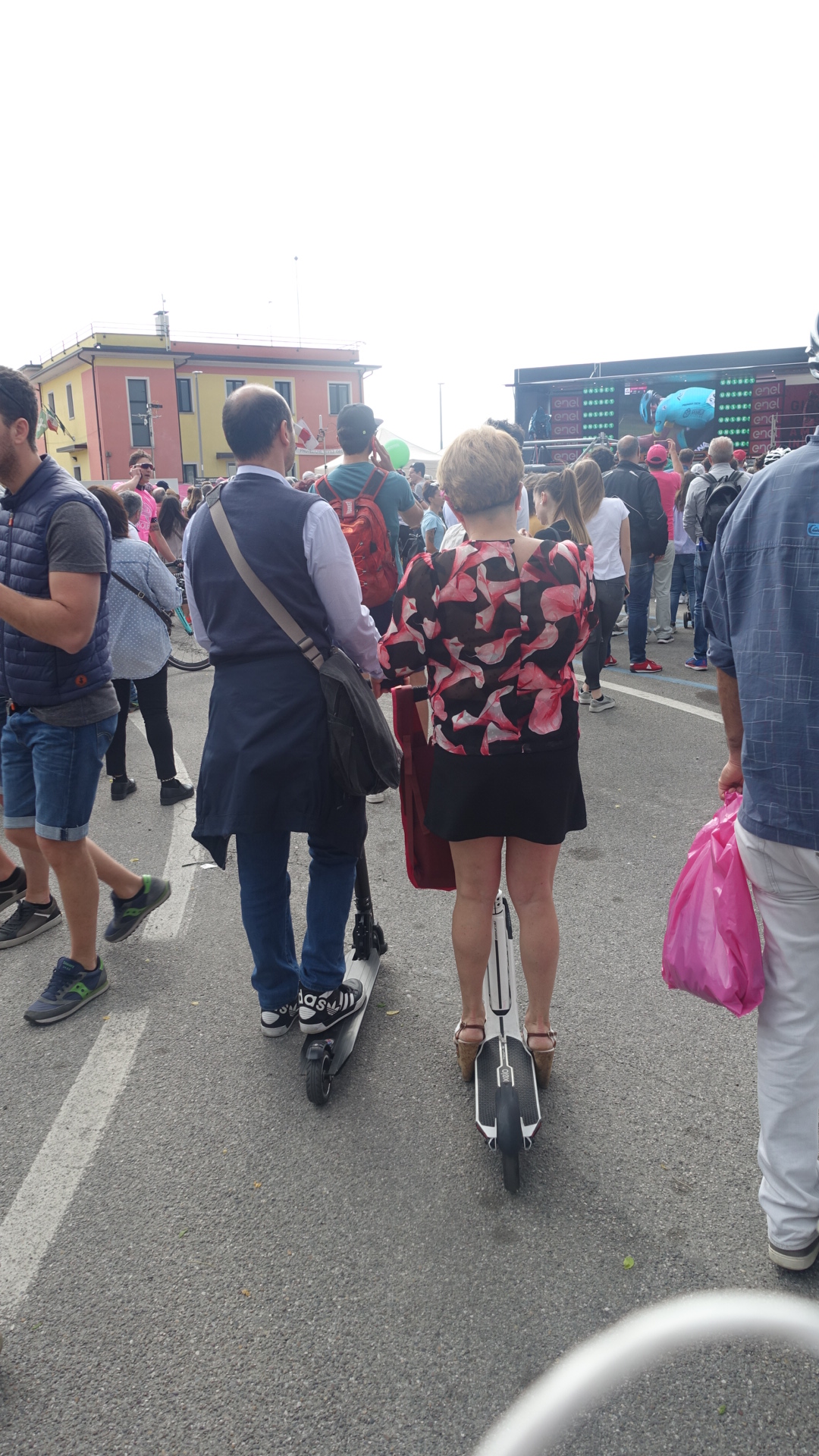 1021B79B-4DBF-4521-A61F-491306253E4B