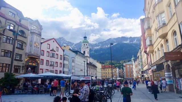 1187704E-D423-47E9-8A93-A75FF7676110