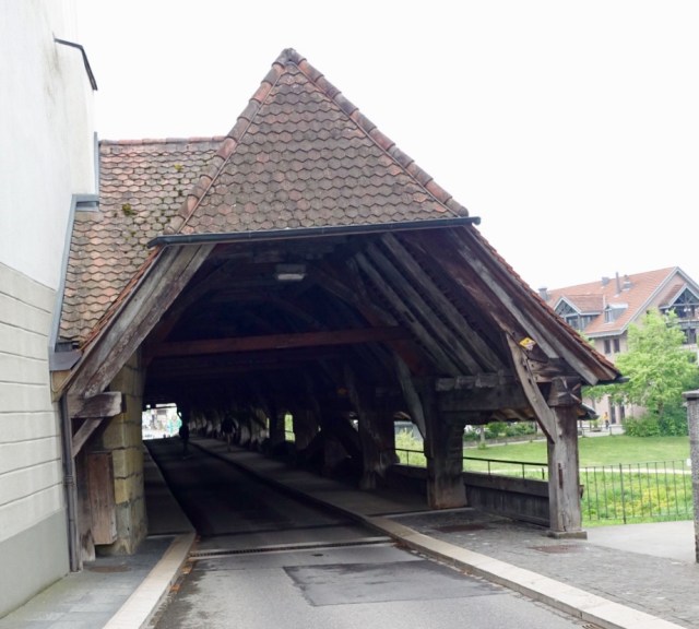 1E5978BA-118B-40A0-8220-EAC083B3268A