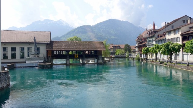 21ED1837-7855-4C68-A0F3-8948C55BD310