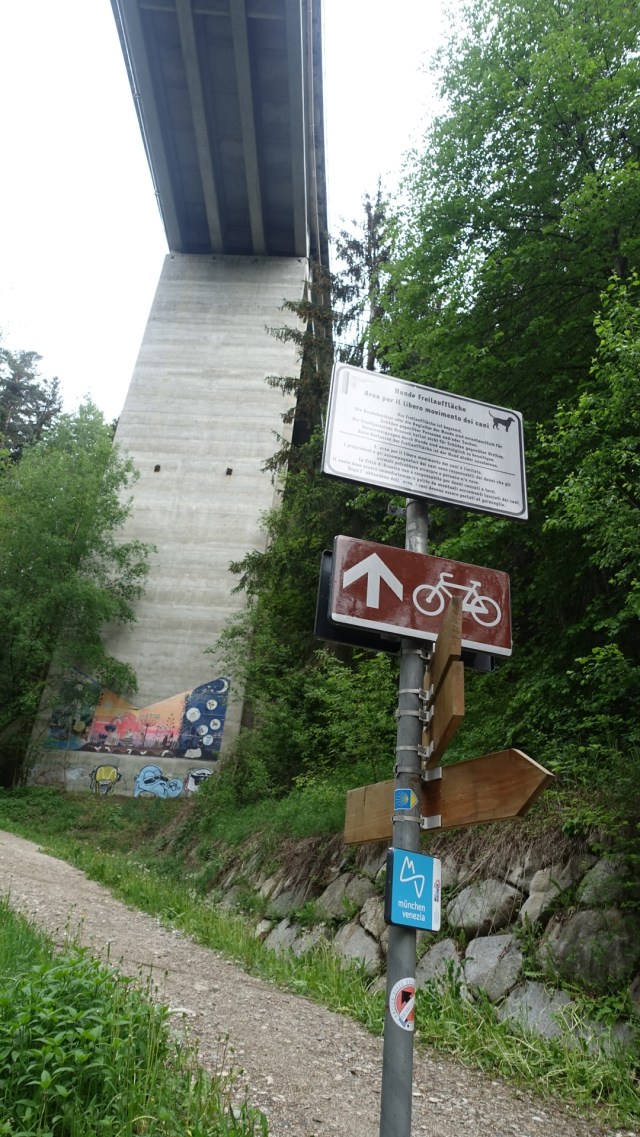 2D1E7961-6B5F-4092-A3C3-C9A6676831CB