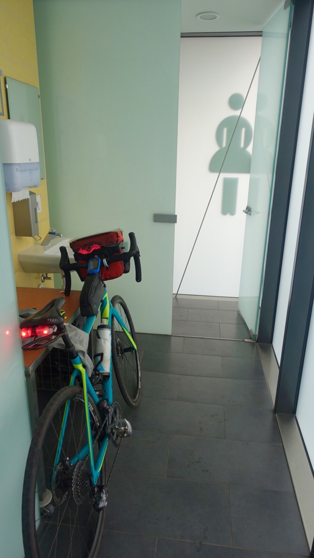 2F083683-B508-4727-A24C-FEEE52FD2CE3