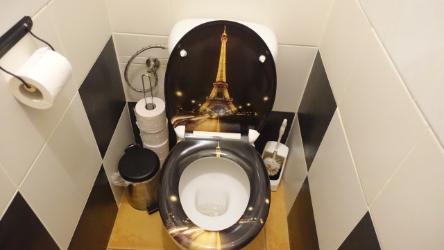 2F5A8624-0C6C-449F-85D3-F4FA3F7A38F1