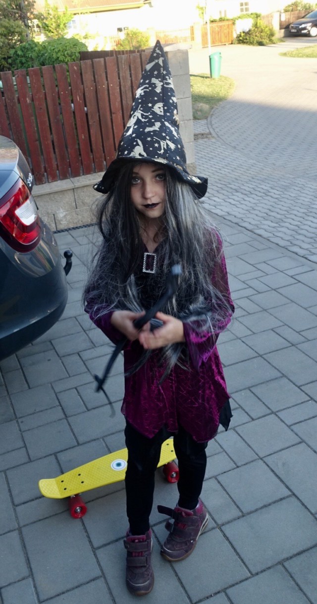 31101497-65E1-4E36-85C8-DD341F498D23