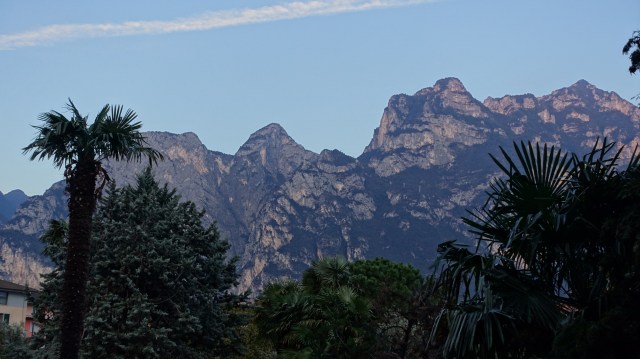 357D21C2-03E0-45FE-86CC-3B888A5D54A4