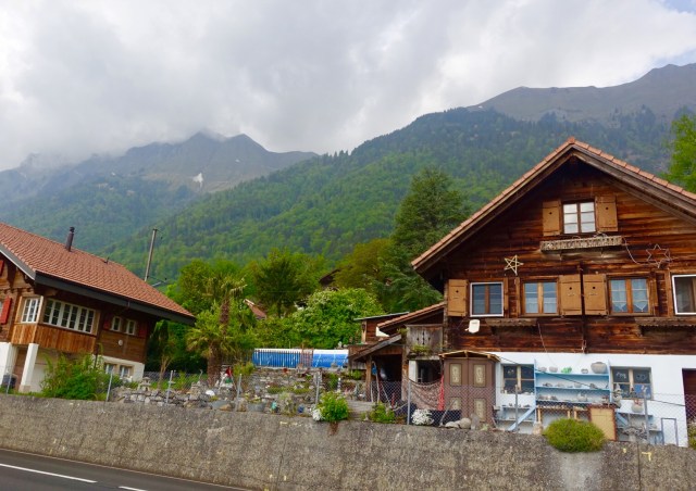 4258BB71-238E-4782-AE04-1284A38DCEA0