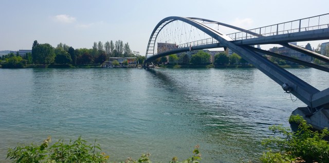 47FBE965-AB13-44F1-915D-D3EBC66A0E64