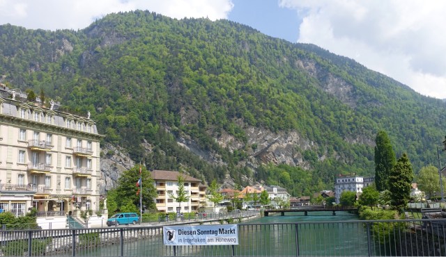 499DB35C-61D5-4C69-9BFB-8DF87328CA60