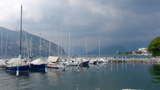 523BB7B1-4E59-4AF6-B075-219DF4B32554