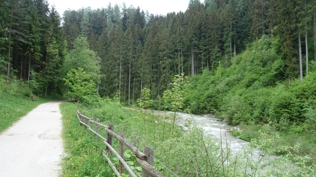 58B9A749-893C-4069-8796-3A47048FF4FE