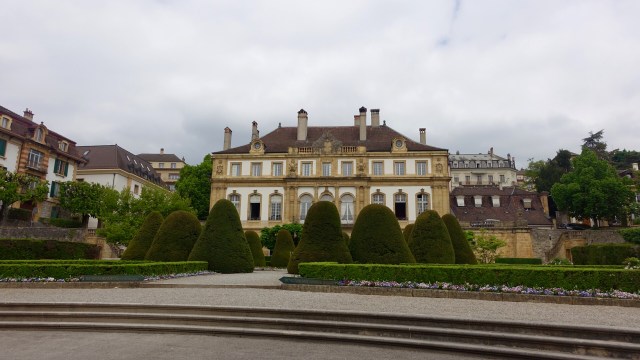 6000D307-A7BF-493D-BB86-A7E84D40235E